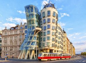 Grandes construções: o prédio dançante de Praga